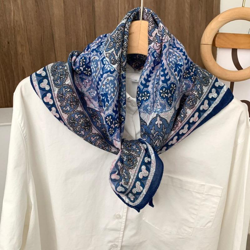 Square scarf new neck scarf scarf small shawl travel bag headscarf versatile cashew flower silk scarf