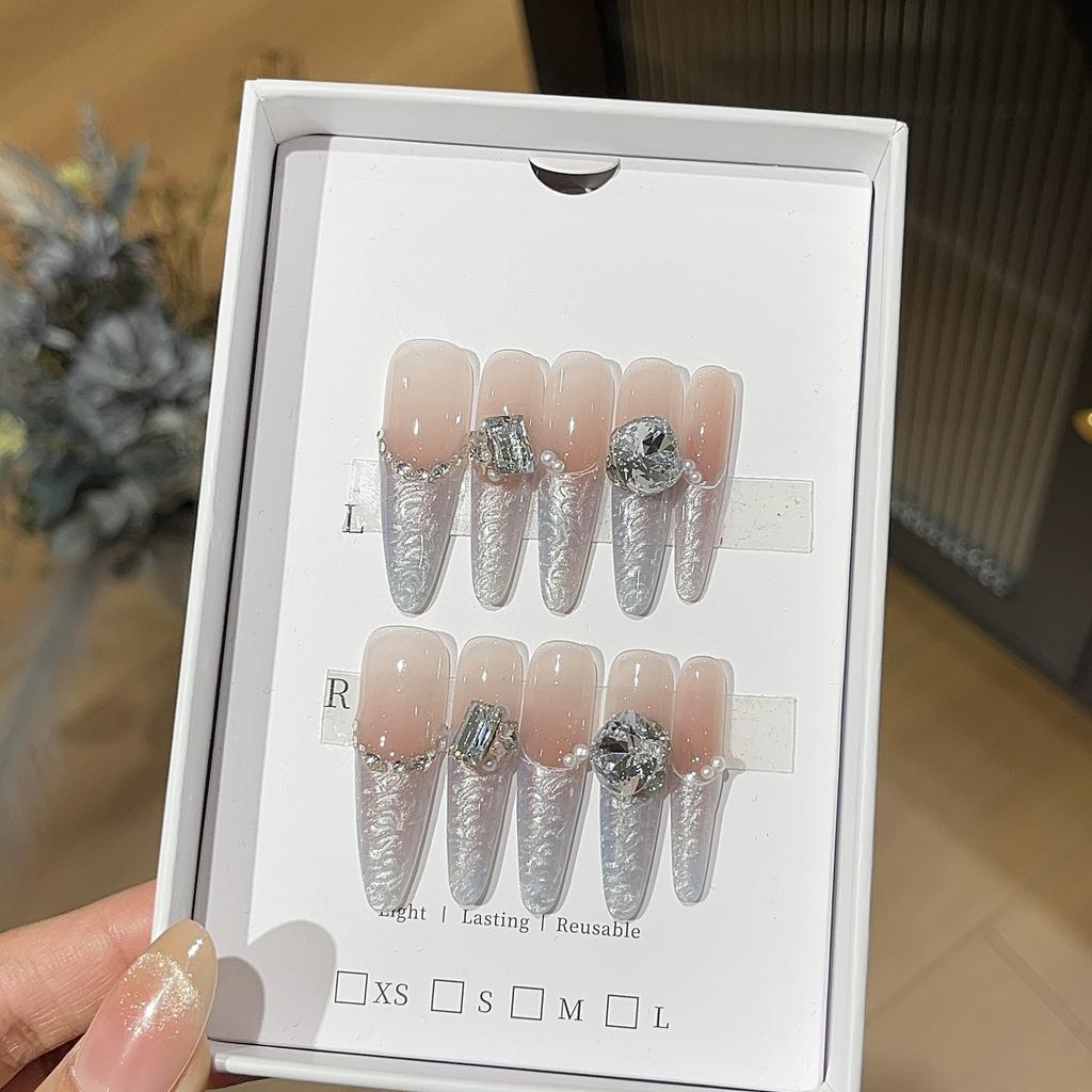 Pure Desire, Cool Aurora Pearl Thread French Light Luxury K9 Drill Wearable Armor