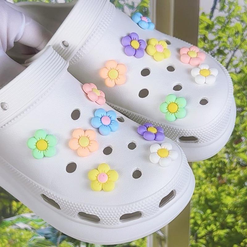 14PCS Fashion Shoe Charms Set Accessories Hole Shoe Buckle Cute Colorful Flowers Resin DIY Shoes Decorations for Bogg Bag