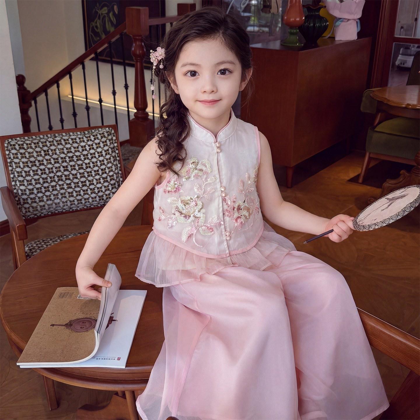2025 Girls Chinese Style Sleeveless Hanfu Set - Trendy Two-Piece Summer Wear 110
