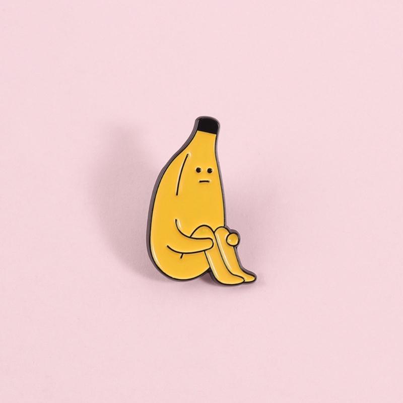 Sitting Banana Brooch Unique Cartoon Character Pin For Casual Wear And Fun Expression