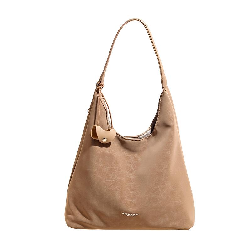 Autumn large-capacity portable commuter bag women's new pu bucket bag simple shoulder armpit bag