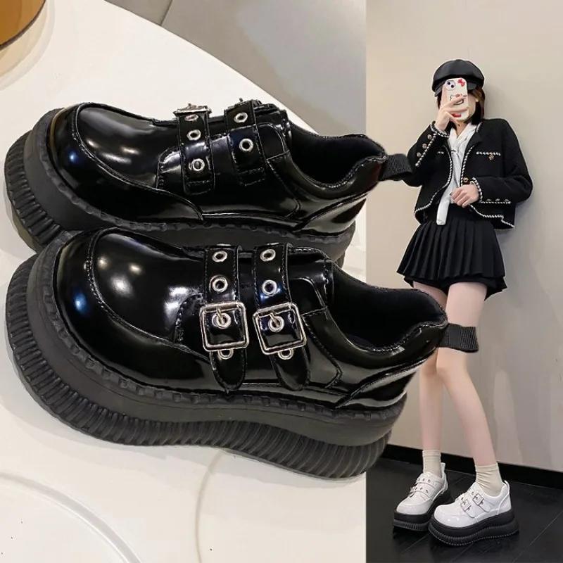 Fashion 2024 New British Style Retro Belt Buckle, Dad's Shoes for Women, Trendy High Rise Ultra Thick Sole Shoes for Women
