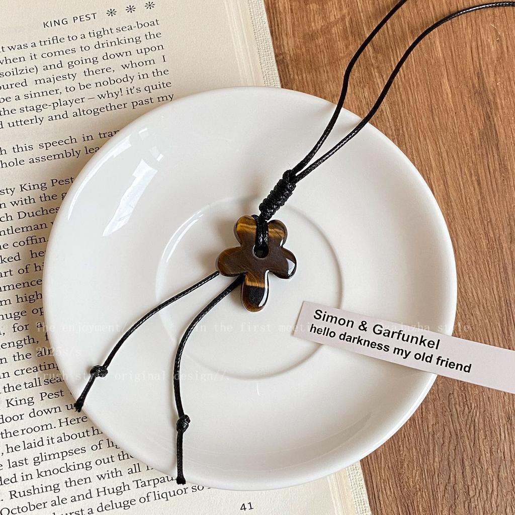 European and American retro coffee color tiger's eye stone beaded pearl necklace light luxury niche collarbone chain temperament advanced sense