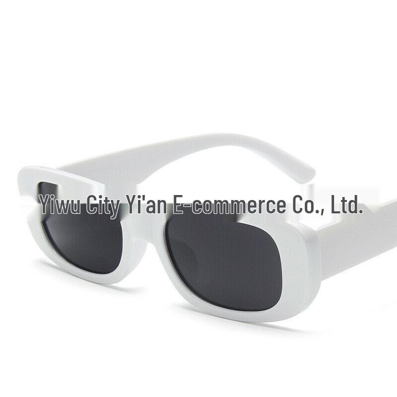 Trendy Square Punk Sunglasses: Street Style UV Protection