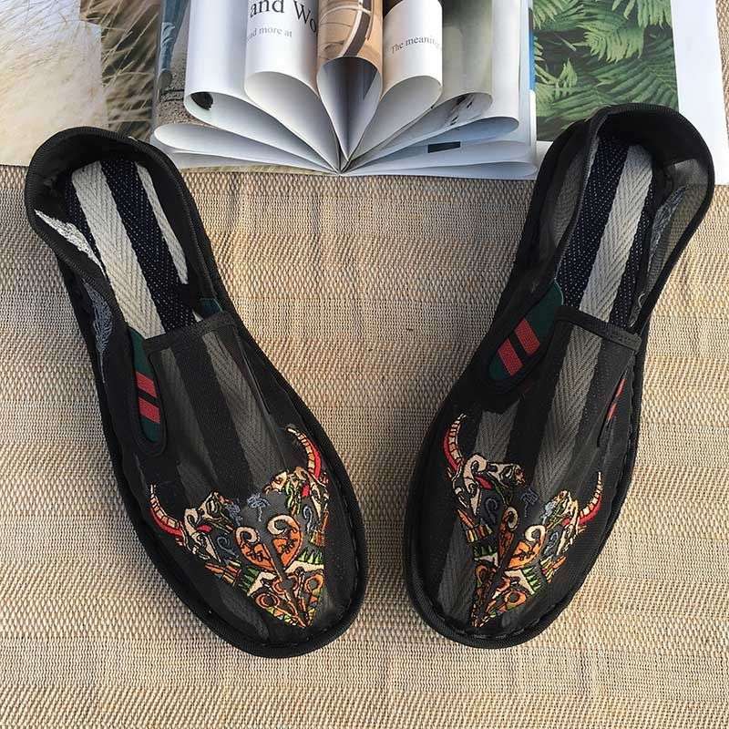 Old North Handmade Cloth Shoes Social People Hollow Mesh Shoes Air Conditioning Shoes Lazy Pervert Embroidery Face Mesh Sandals