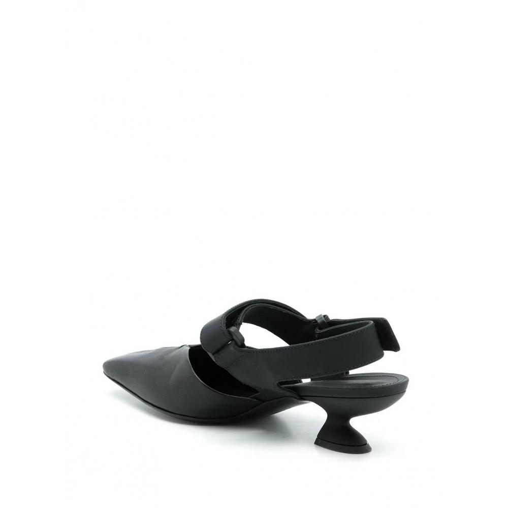 Salvatore Ferragamo Ferragamo Square Toe 45mm Pumps Black