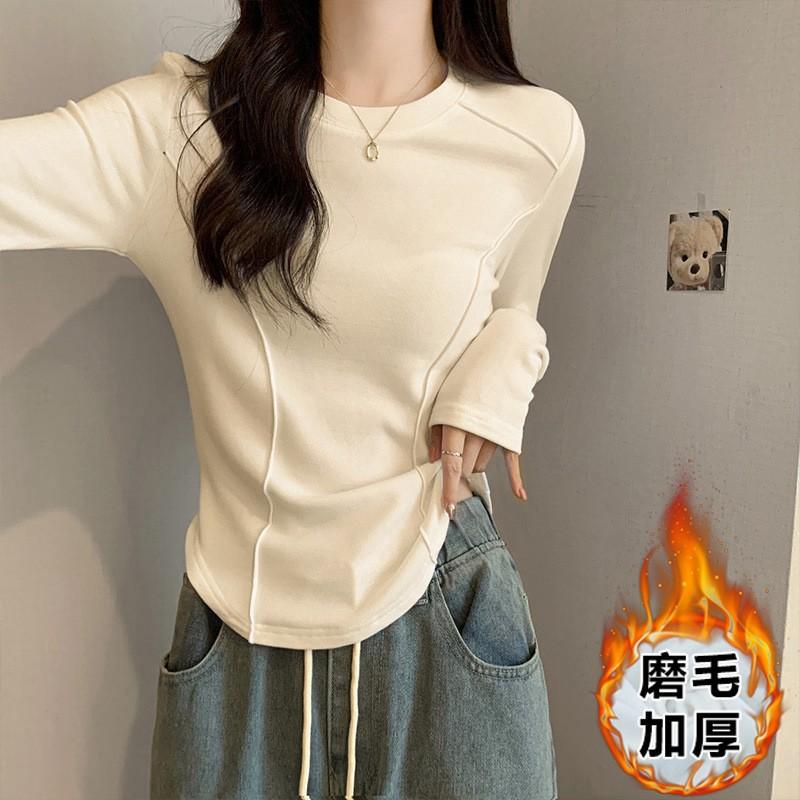 The New Style of Autumn and Winter Women's Clothing with a Black Fashion Round Neck Slim Long-sleeved T-shirt, Warm and Thickened Design Ladies Top