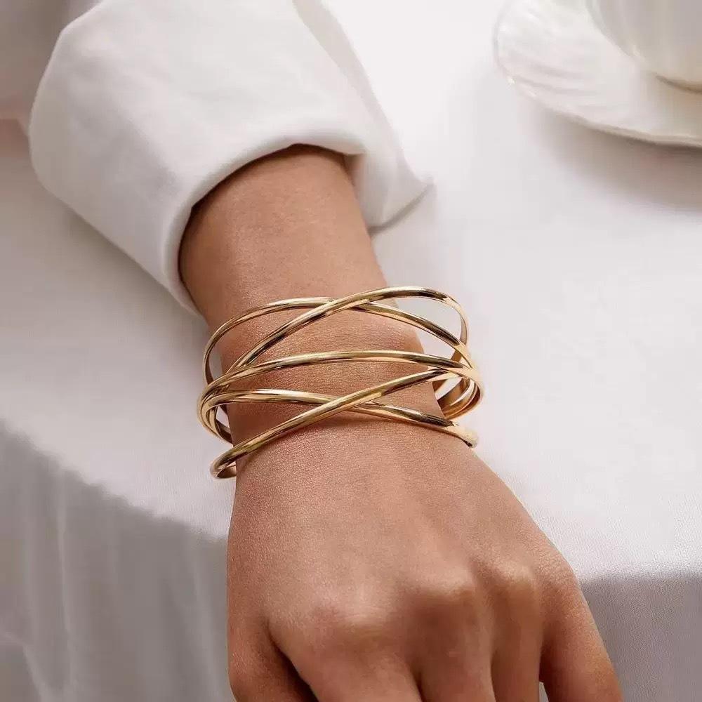 Exquisite Bracelet European and American Double Heart Metal Bracelet Set Women's High-grade Retro Geometric Six-piece Metal Bracelet