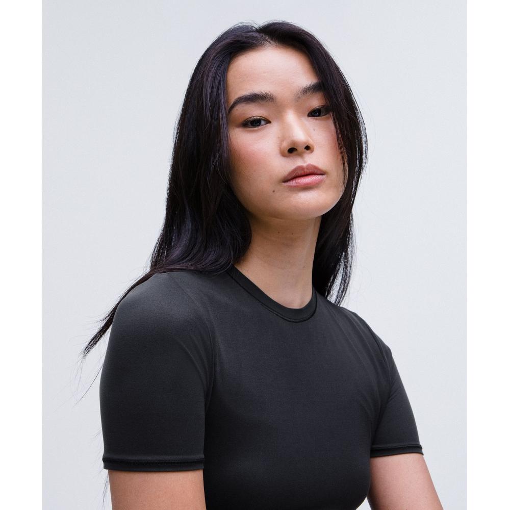 Lululemon WundermosT UlTra SofT Nulu Crewneck Cropped T shirT Black