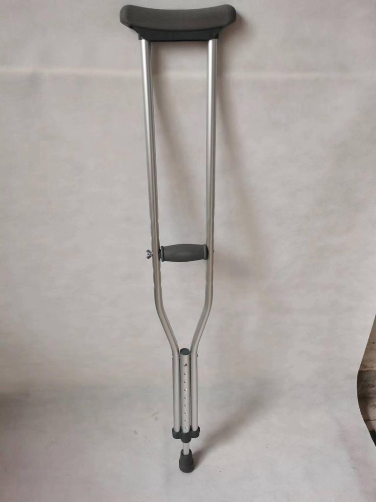 Aluminum Alloy 13-Level Adjustable Folding Crutches for Elderly