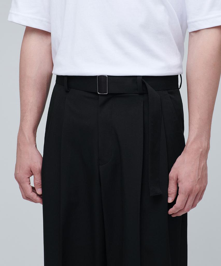 MUSINSA STANDARD Real Wide Belted Slacks [Black]
