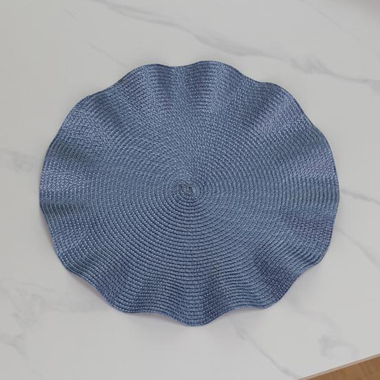 Handwoven Round Placemat Waterproof Heat-Resistant Table Mat for Dining Non-Slip Rustic Kitchen Decor for Home Restaurant