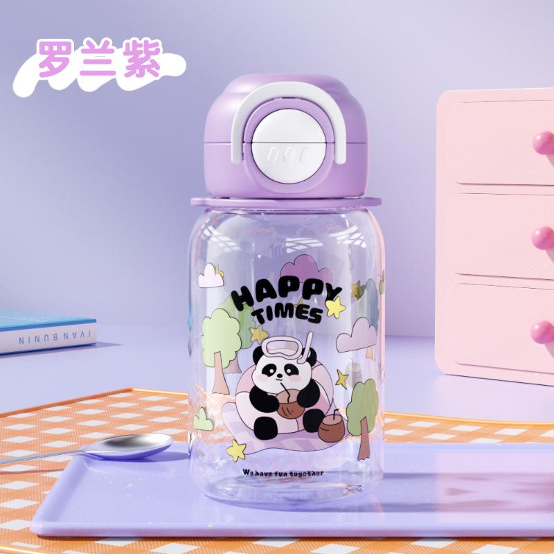 Children and students go to school with portable two-drink plastic cups
