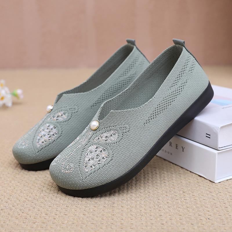 

Летние новые старые пекинские тканевые туфли женские сетчатые жемчужные дышащие удобные мягкая подошва универсальные ленивые для среднего и пожилого возраста материнские туфли 41 зелёный