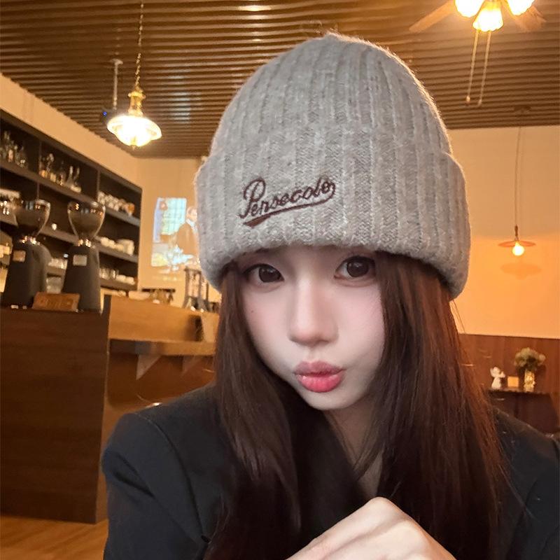 Letter Embroidered Knitted Hat Autumn and Winter Warm Solid Color Woolen Hat Big Head Circumference Showing Face Small Woolen Hat