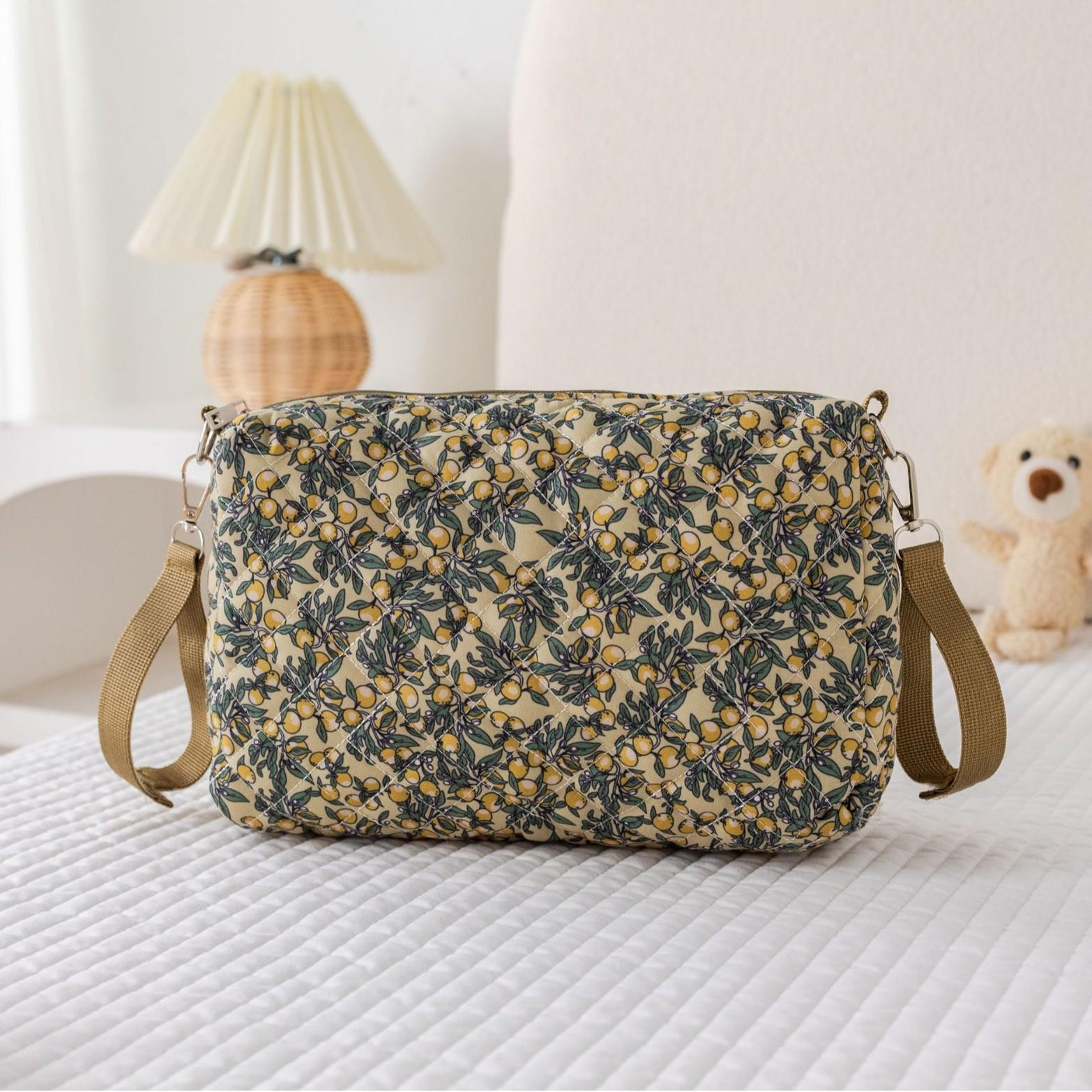 

Ins Stitched Print Maternity Tote Bag, Versatile Baby Stroller Hanging Organizer, Chic Mommy Travel Handbag 26*17*10cm