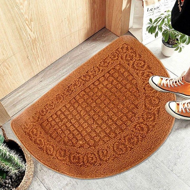 Semi-Circular Non-Slip Water-Absorbing Doormat - Wear-Resistant Floor Mat for Bedroom or Entrance Hall.