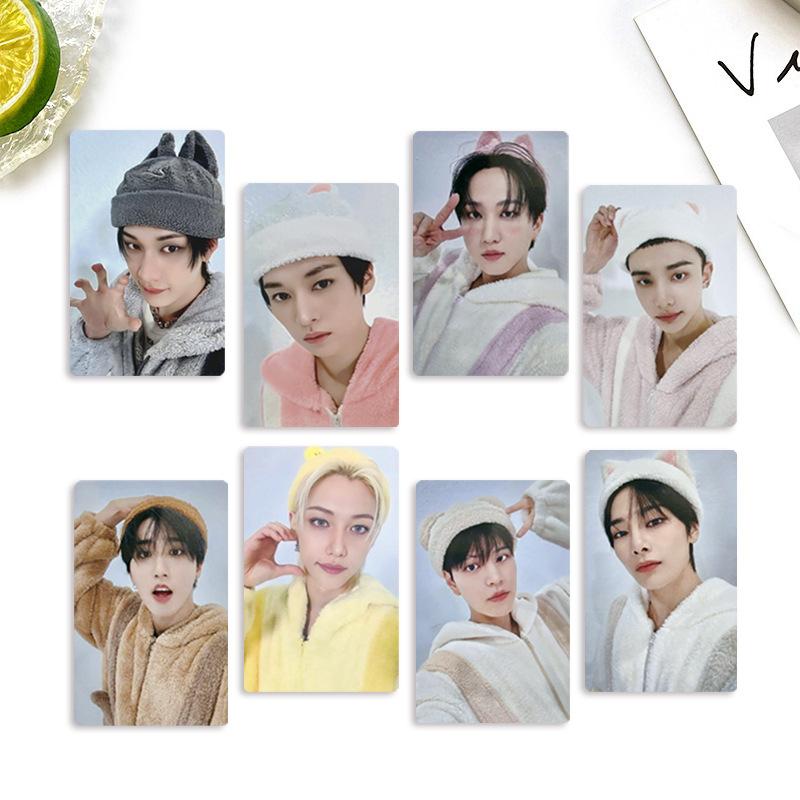 Stray Kids <Hohl> 8 Stück doppelseitiges Fotokarten-Set Niedliche Tierhut-Mitglieder Lomo-Karten Kpop-Fan-Sammlung Geschenk