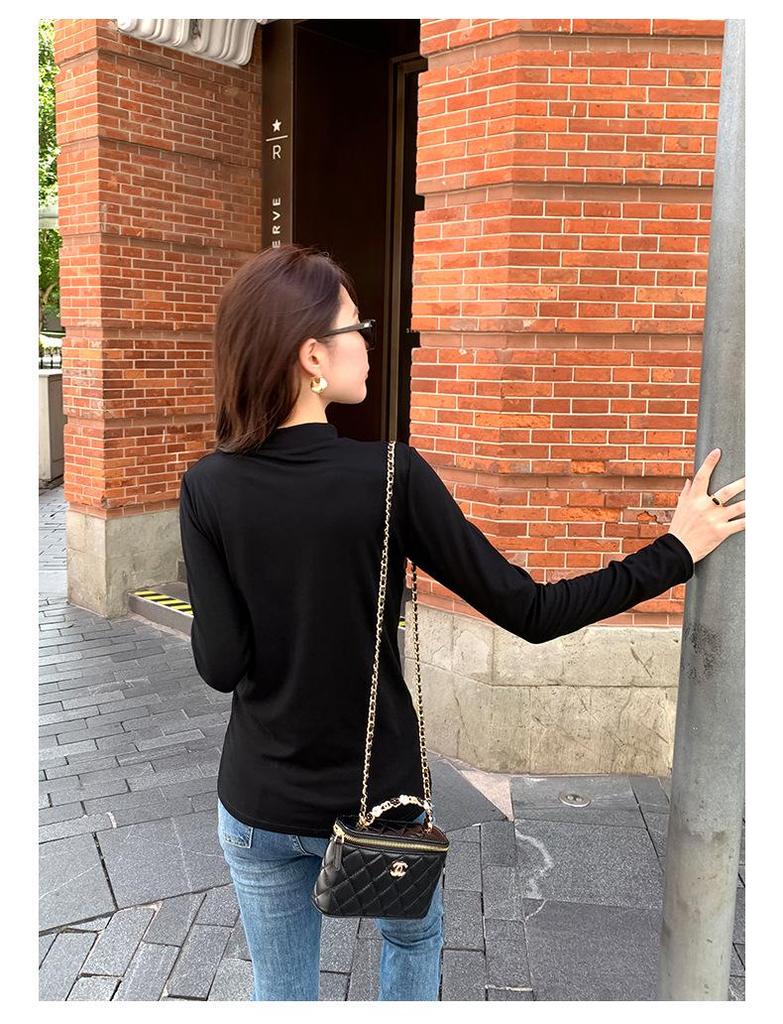 Women’s Slim Fit Brushed Fleece Lined Stand Collar T-Shirt with Long Sleeves for Spring, Autumn, and Winter.