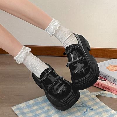 Scarpe basse retrò nere in stile britannico con plateau da donna 2025 nuove primavera e autunno versatili con gonna Mary Jane scarpe singole