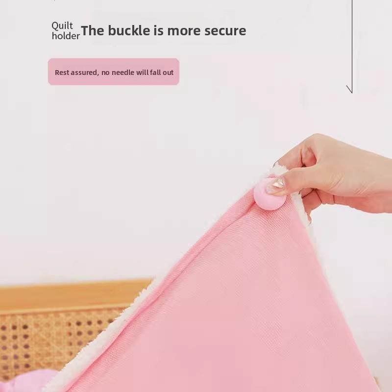 New Bedding Set with Anti-slip Feature - Detachable and Adjustable Quilt Cover and Pillowcase Holder for A Convenient and Secure Solution.