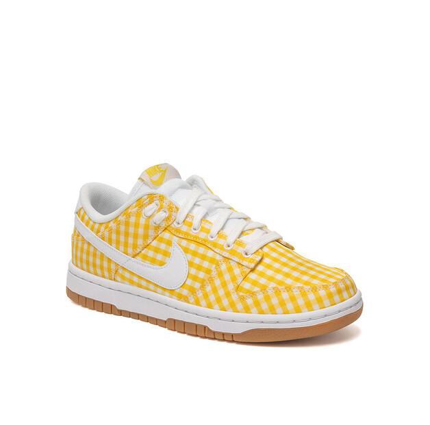 Nike DZ2777-700 Yellow Sneakers
