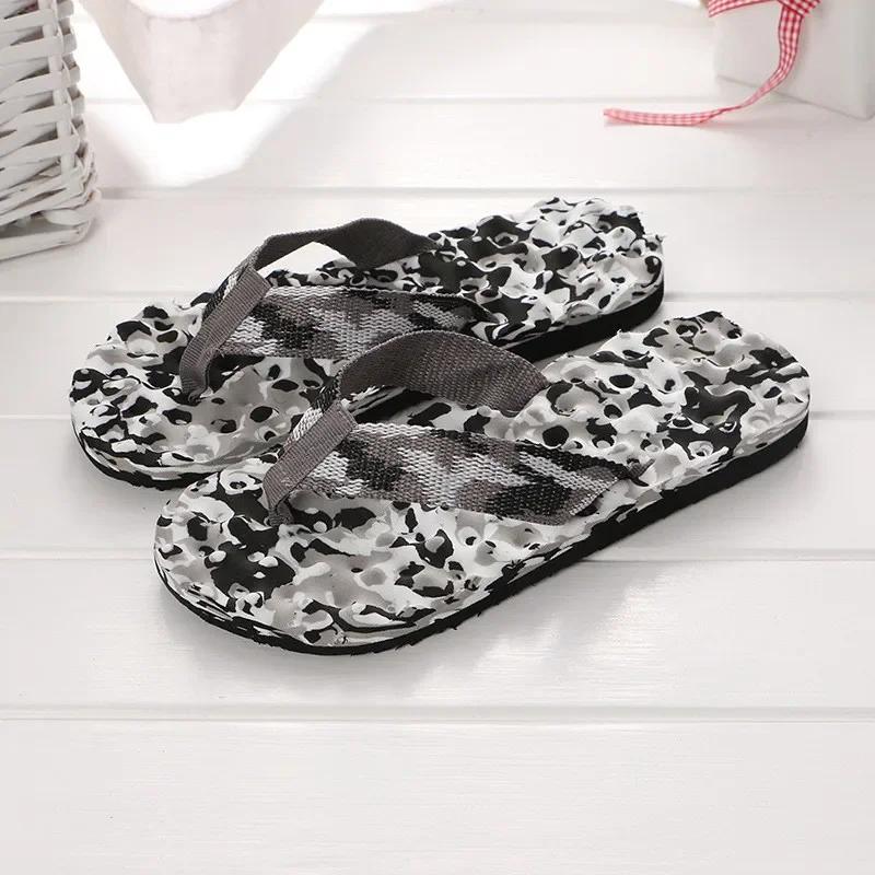 Men Flip Flops Floor Flat Shoes Indoor Summer Home Slippers Male Massage Slipper Camouflage Comfortable Zapatillas de hombre