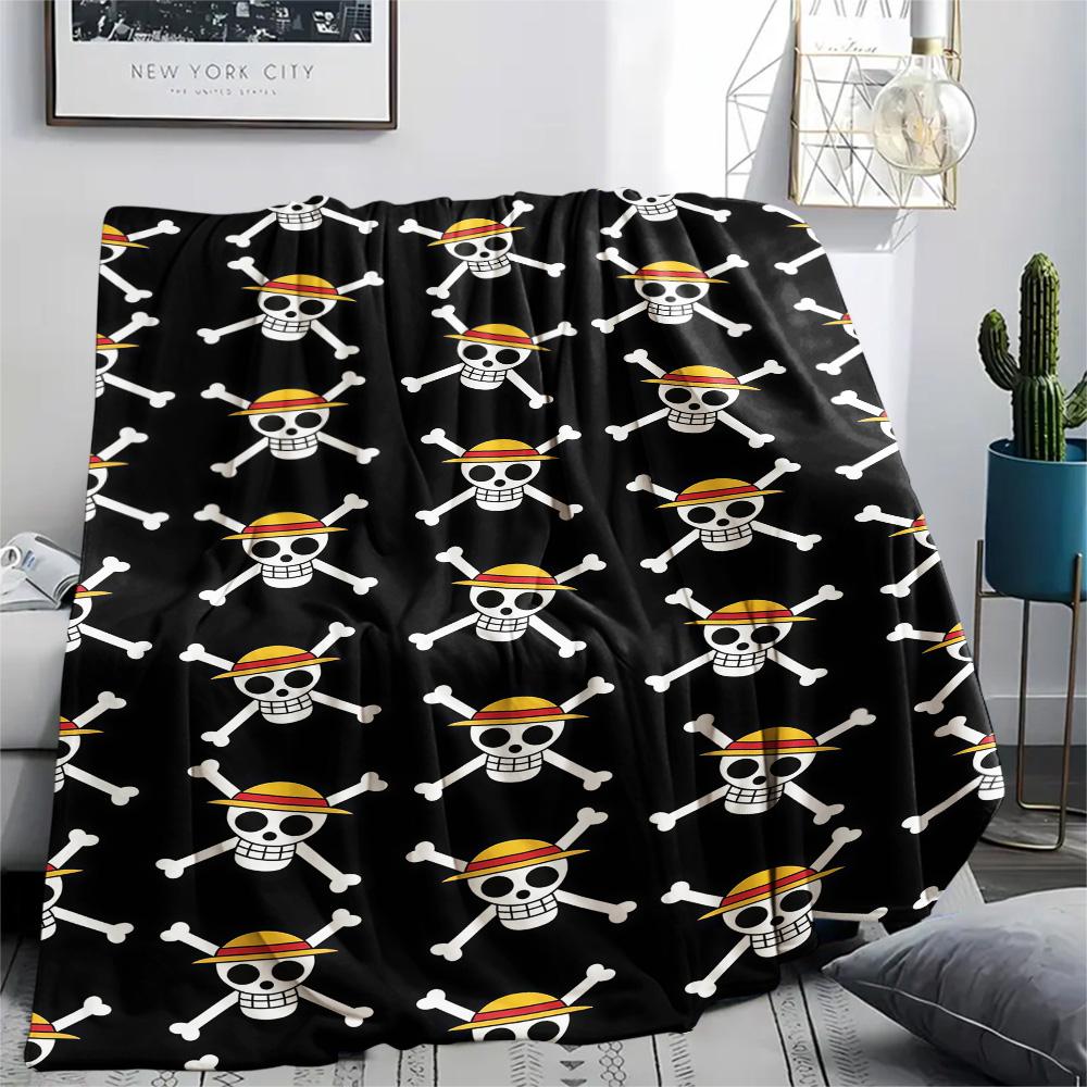 1PC One Piece Straw Hat Pirates Patterned Flannel Blanket Suitable For All Seasons For Home Decor Warmth And Comfort Gifts Holiday Present