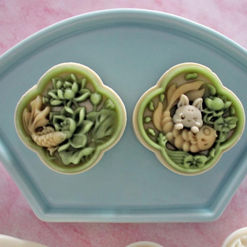 Mooncakes Molds Cookie Stamps Dessert Baking Tool Hand Pressure Chinese Pastries Mould for Celebration and Gatherings