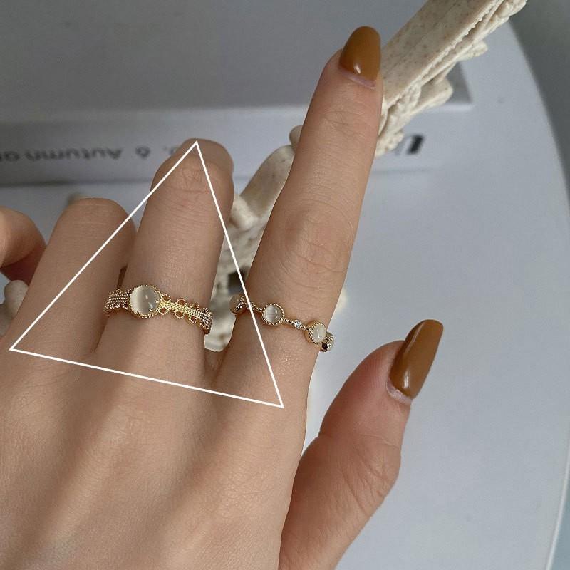 Stunning Vintage Inspired Adjustable Ring For Women With Mesmerizing Cat Eye Stone