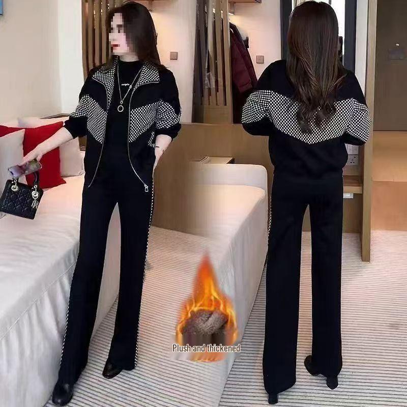 Velvet Plaid Patchwork Women's Suit: Trendy Fall/Winter Age-Reducing Two-Piece Set