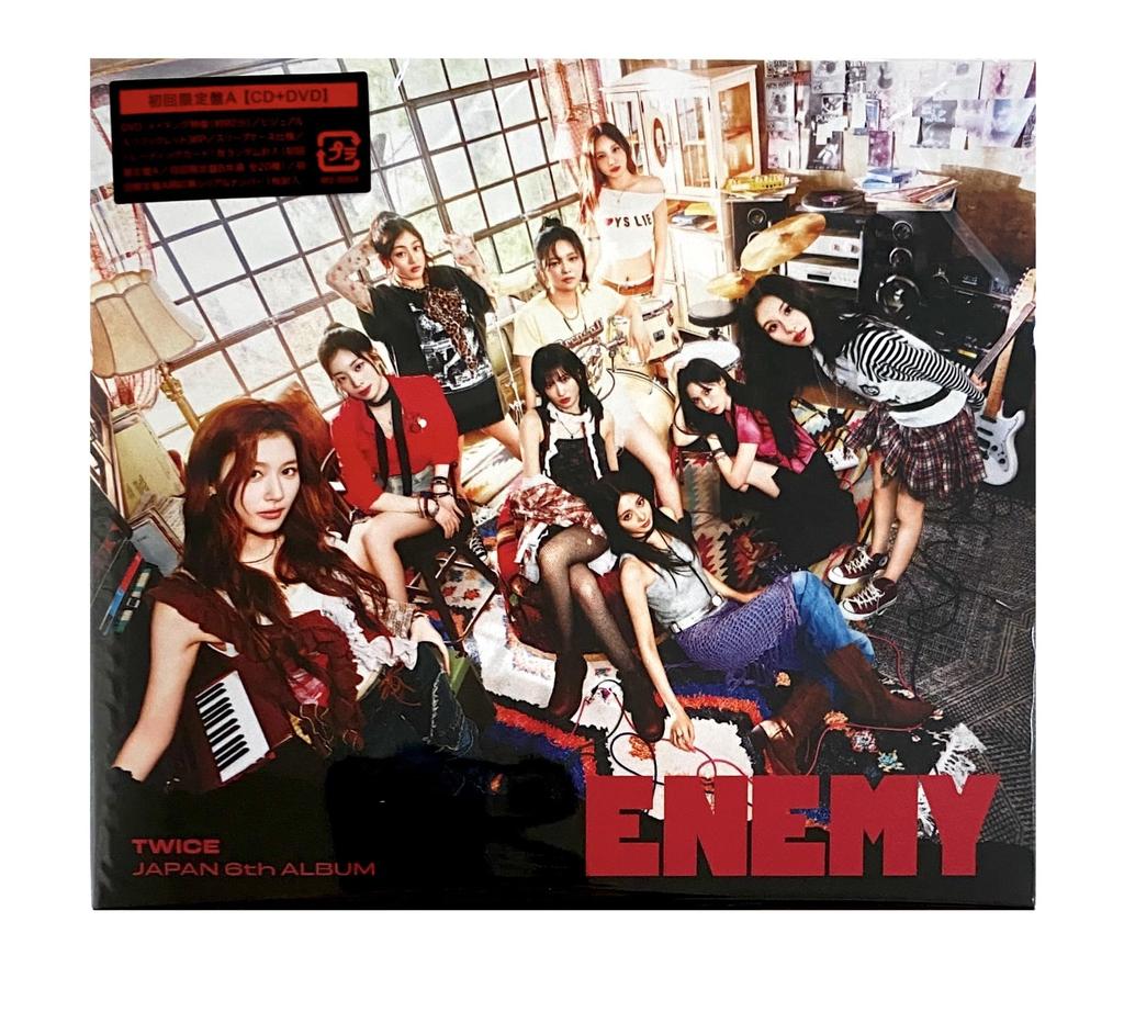 Bonus ENEMY Press Limited Edition TWICE 1 Clear Trading Card of 9 Types Randomly [External Included] (First A) (CD+DVD) - (Includes (1 Distributed))