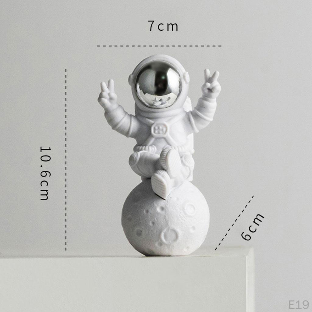 Resin Figurine - Space Themed Desk Decor for Kids