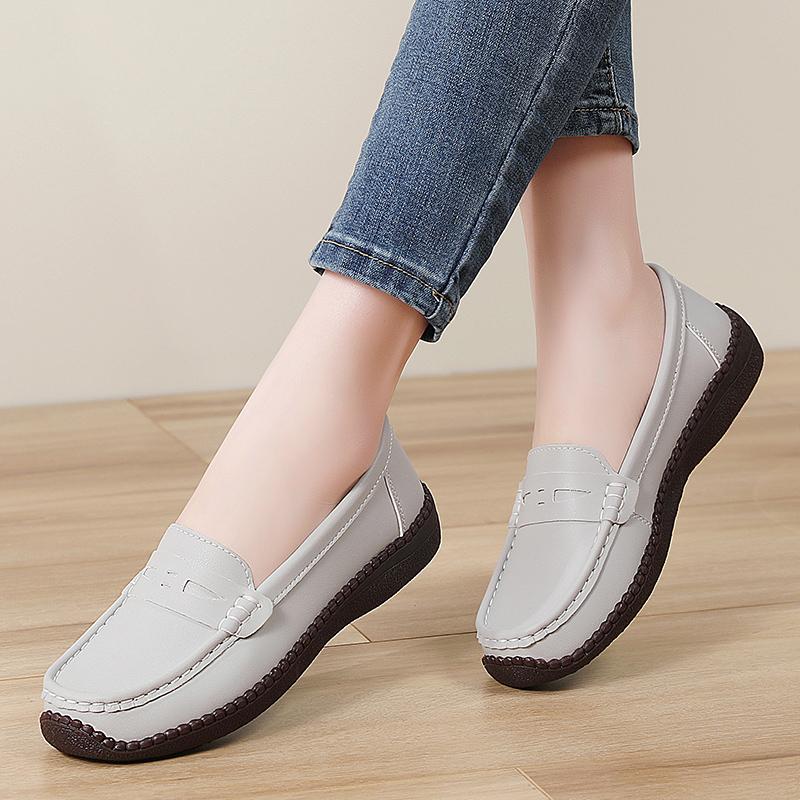 Women Simple Grey Loafers Leather Driving Moccasins Comfort Flats Casual Slip on Plus Size Black Shoes