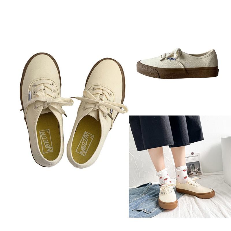 Beige Ladies Casual Canvas Shoes With Low-top Design And Rubber Sole