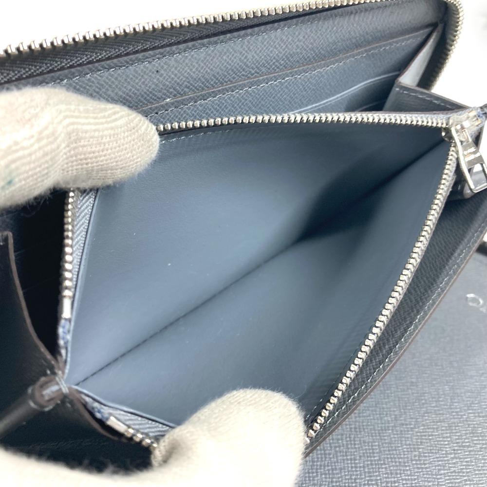 Louis Vuitton M30517  Taiga Zippy-Organizer Long wallet Zip Around Long Wallet