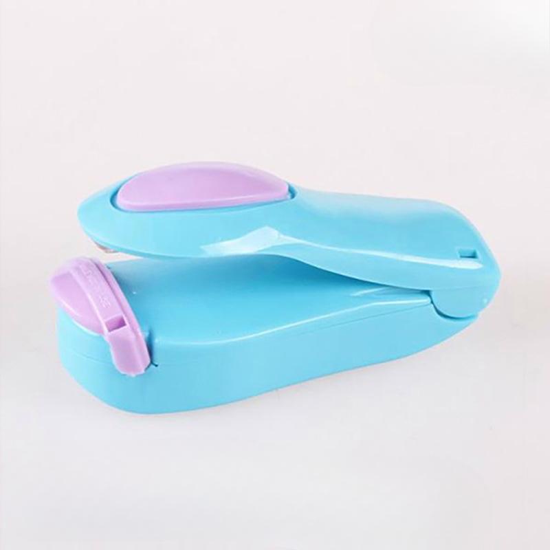 

Mini Snack Sealing Machine Household Portable Food Preservation Sealing Small Hand-pressed Plastic Bag Sealing Machine синий