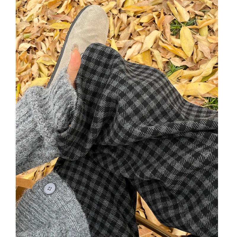Women's 2025 Winter High-Waisted Gray Flannel Plaid Pants: Japanese Style, Petite Woolen, Straight Wide-Leg.