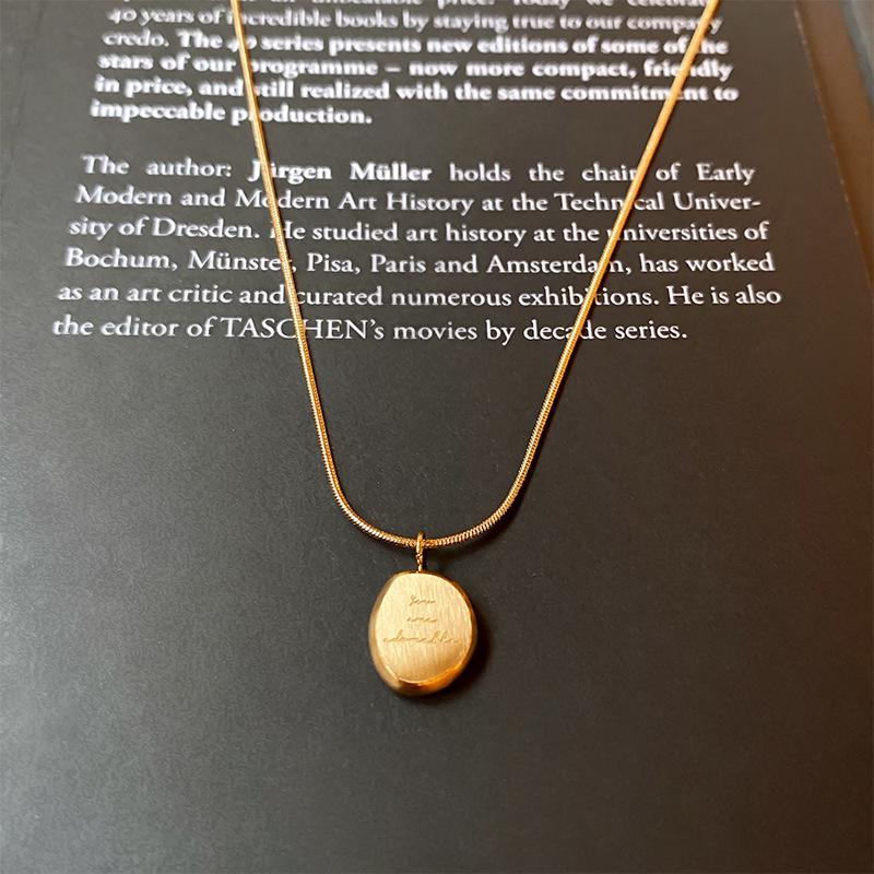 Minimalist Titanium Steel Clavicle Necklace with Pearl Pendant for Women - Versatile Cold Style Fashion Jewelry