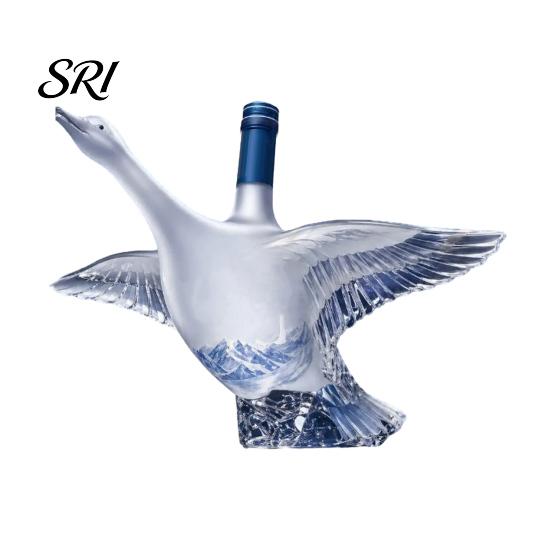 Unique Wine Bottle Gift 3D Animal Whiskey Decanter, 350ml Decorative Bottle, Glass Bird Liquor Design Artistic Decanter for Spirits Home Bar