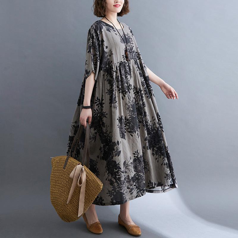 2021 Summer Retro Plus Size Round Neck Print Dress with Short Sleeves and Big Swing