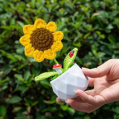 Crochet Flowers Sunflower Artificial Crochet Potted Desk Accessorie Office Accessorie Wedding Decor Teacher's Day Gift Girasol
