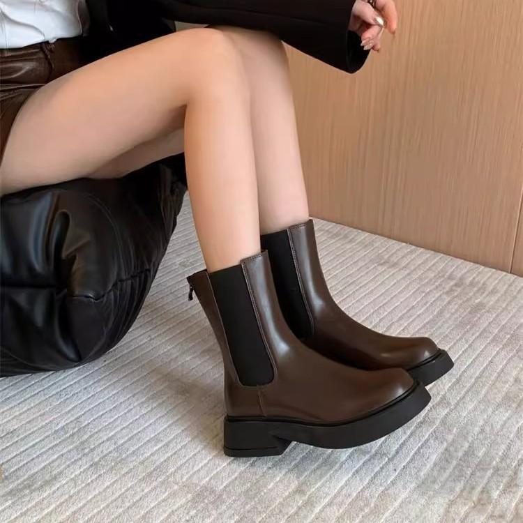 Retro brittisk stil plattform Martin-kängor dam höst och vinter 2025 nya korta cigarettkängor smala mångsidiga Chelsea-kängor