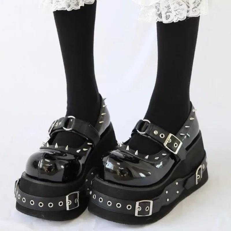 Fashion Women's Muffin Thick-soled Mary Jane Shoes, Large-sized Round-toe Fashionable Height-increasing Shoes with Riveted Decoration