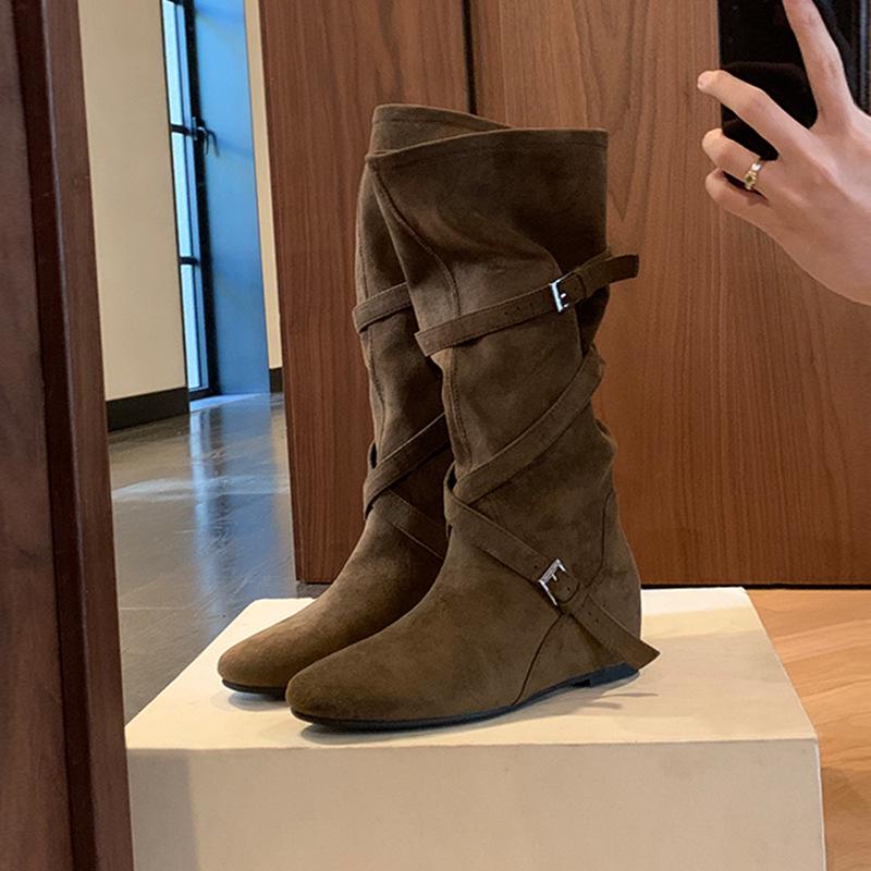 Women's 6CM Inner Height Retro Western Knee-High Cowboy Boots with Round Toe, Buckle Strap, and Soft Ruched Design.