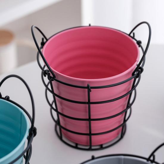 Storage Bucket with Iron Frame Hanging Planter Basket Balcony Flower Pot Hanger Home Decoration Vase with Handle for Living Room Courtyard