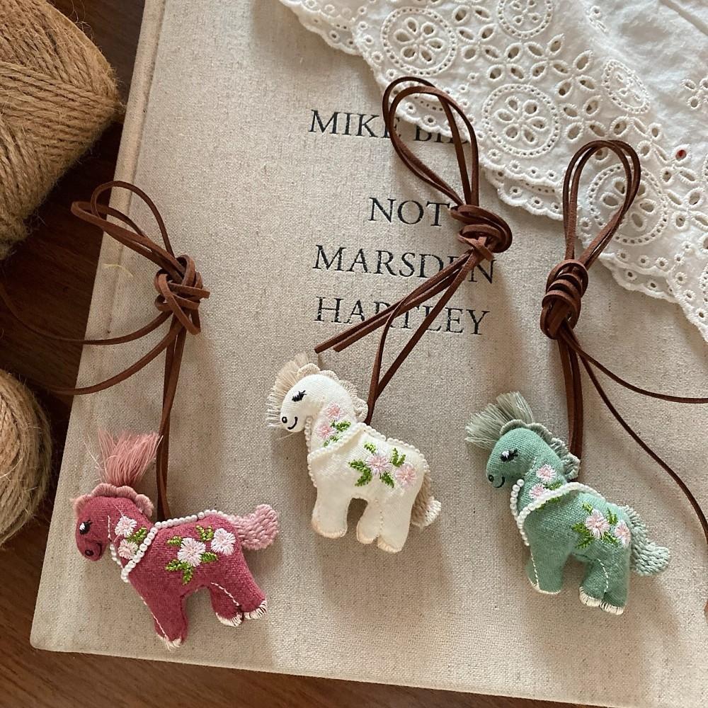 New Creative Cute Cloth Animal Horse Necklaces for Women Children Fashion Sweater Chain Accessories