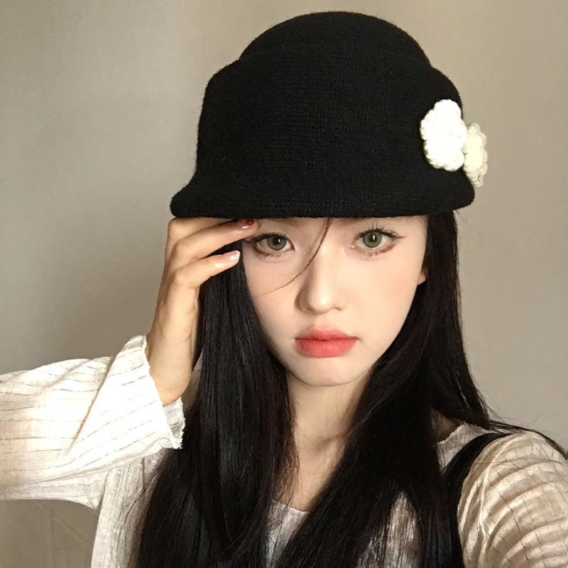 Korean Ins Flower Beret Children Autumn And Winter Niche Face Small Black Knitted Newsboy Top Hat
