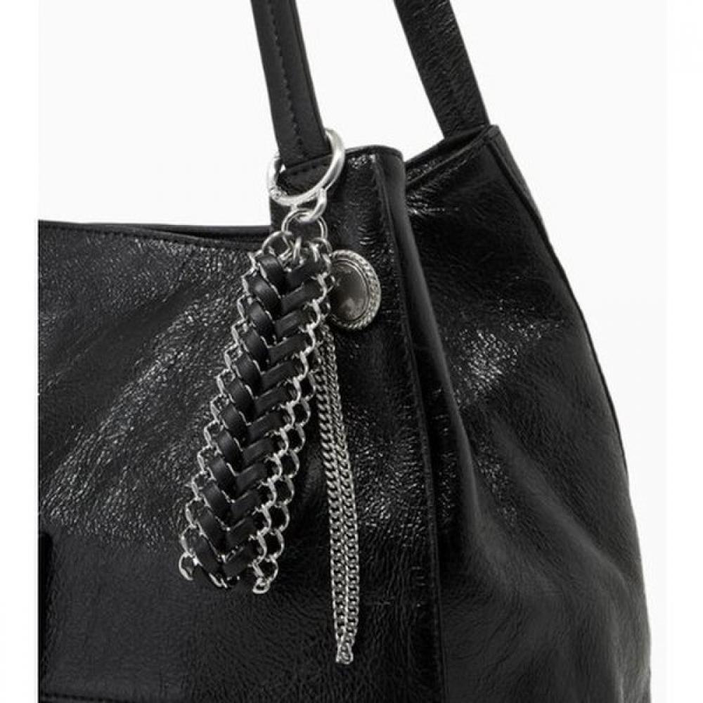 Rouge Lounge Leather Chain Charm Ra2g3azz009wcr